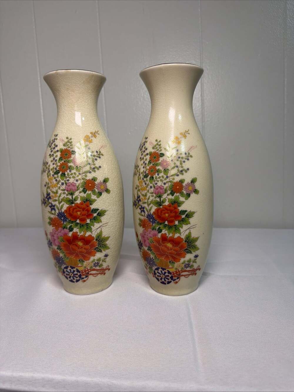 Bijutsu Toki Japanese Ceramic Vase Set 9.5 Inch Floral Hand Painted Japan